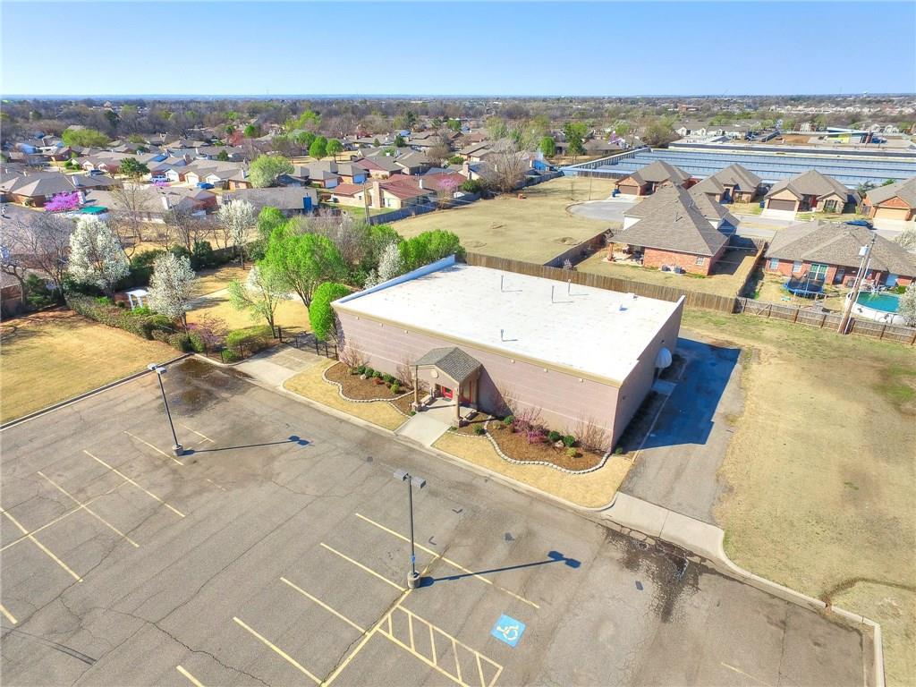 9101 S Robinson Avenue Property Photo 1