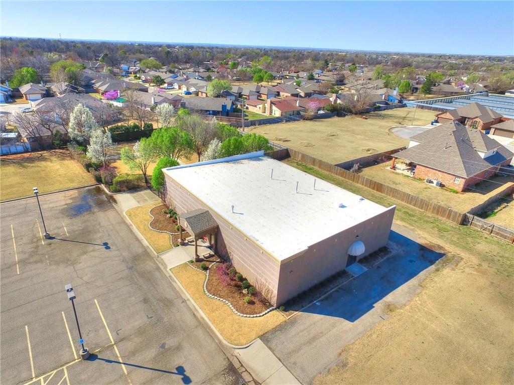 9101 S Robinson Avenue Property Photo 31