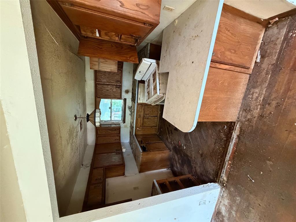 2404 Sw 51st Street Property Photo 3
