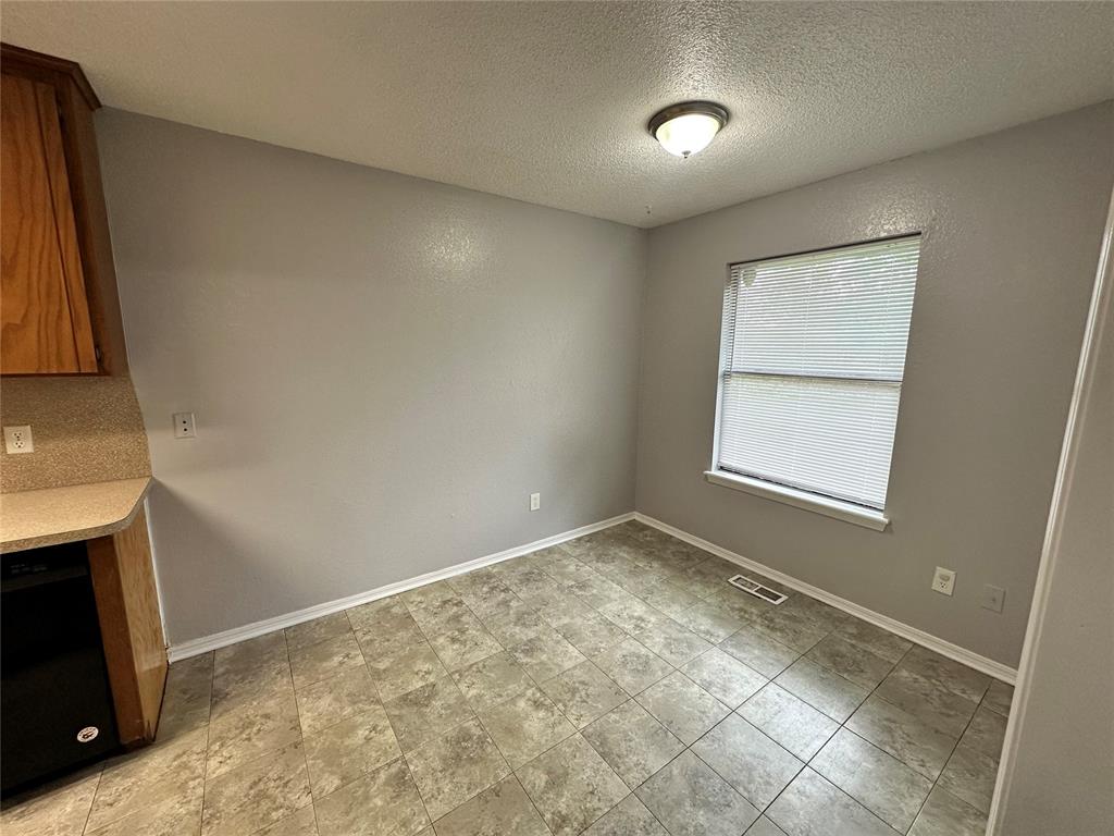 3628 Peregrine Drive Property Photo 8