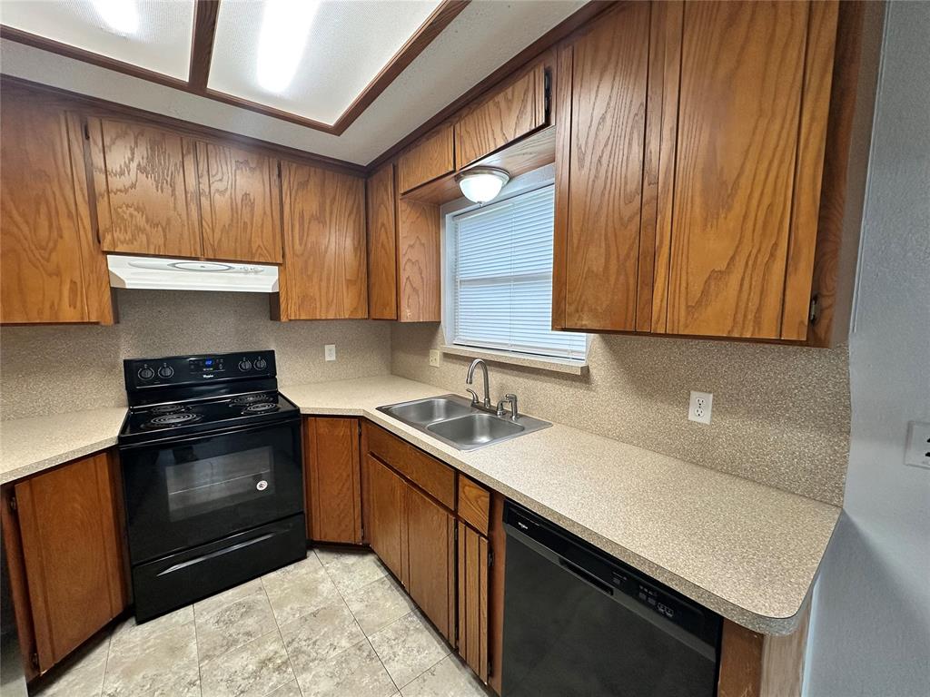 3628 Peregrine Drive Property Photo 11