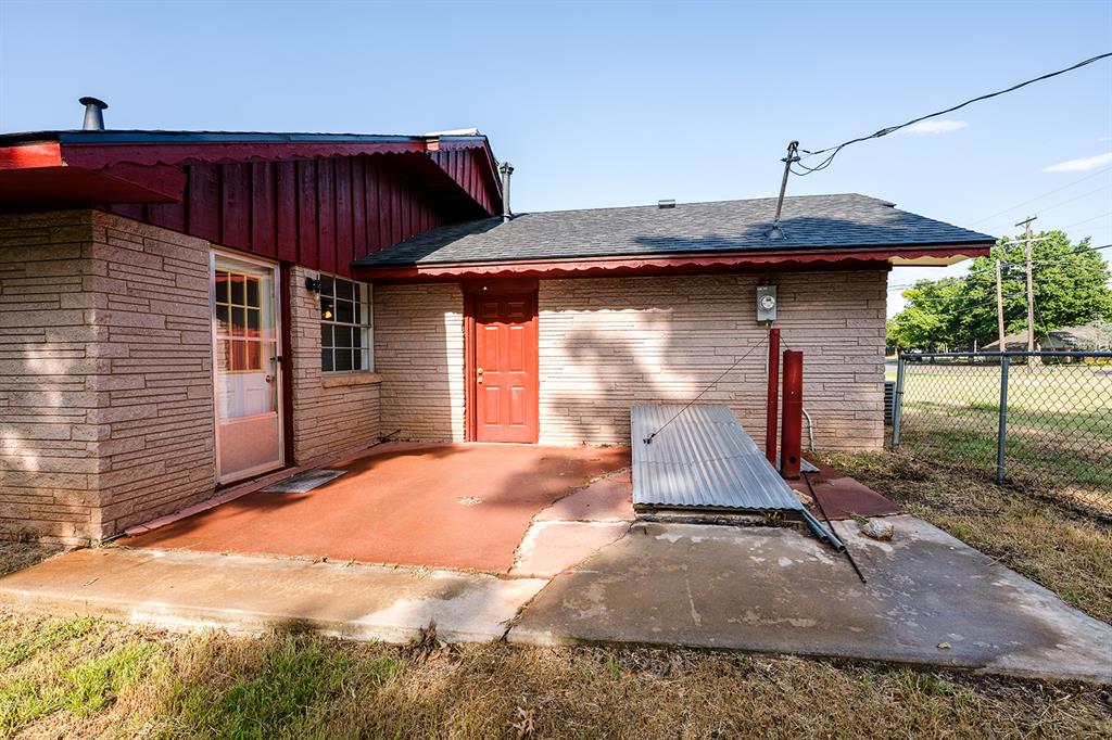 1108 Wilson Avenue Property Photo 29