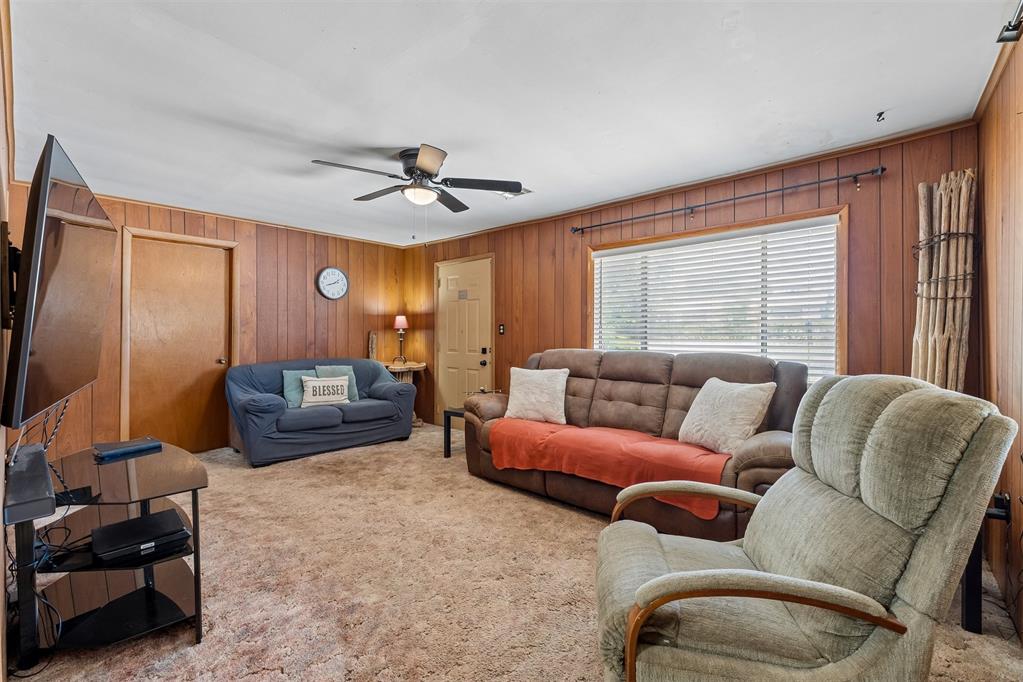 10220 Bellview Drive Property Photo 5