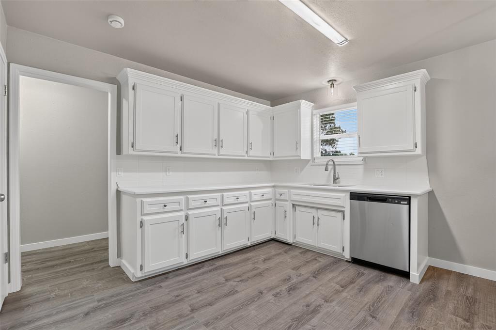 1101 Sw 98th Street Property Photo 6
