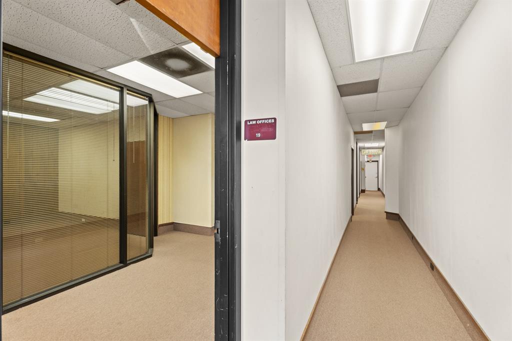 1212 S Air Depot Boulevard 17 & 19 Property Photo 3