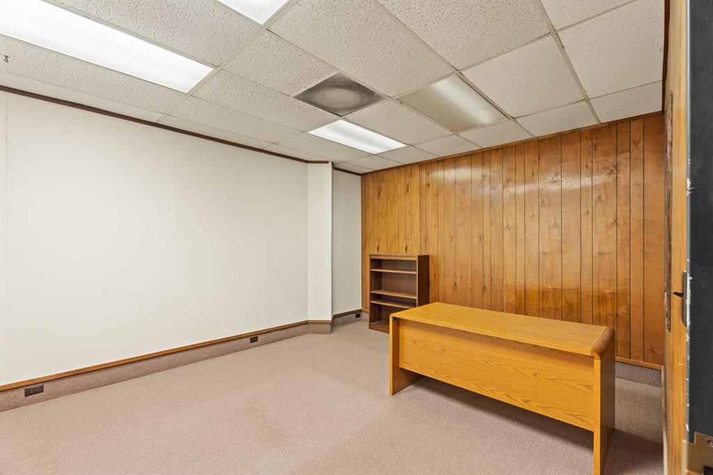 1212 S Air Depot Boulevard 17 & 19 Property Photo 10