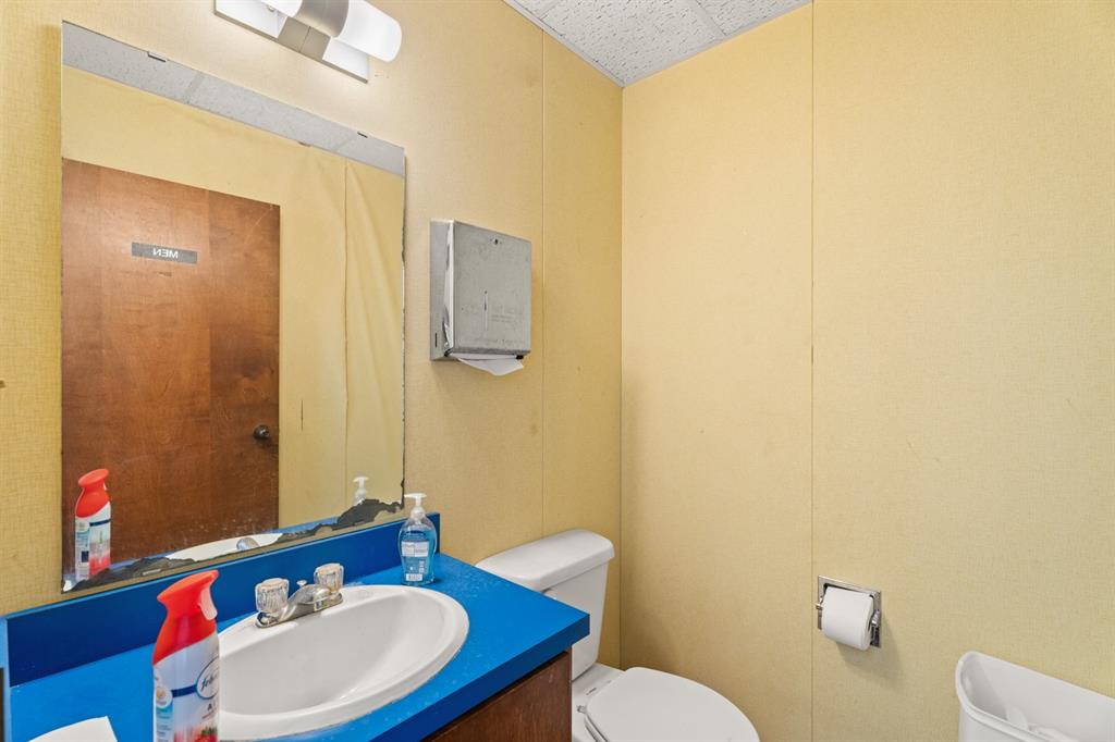 1212 S Air Depot Boulevard 17 & 19 Property Photo 20