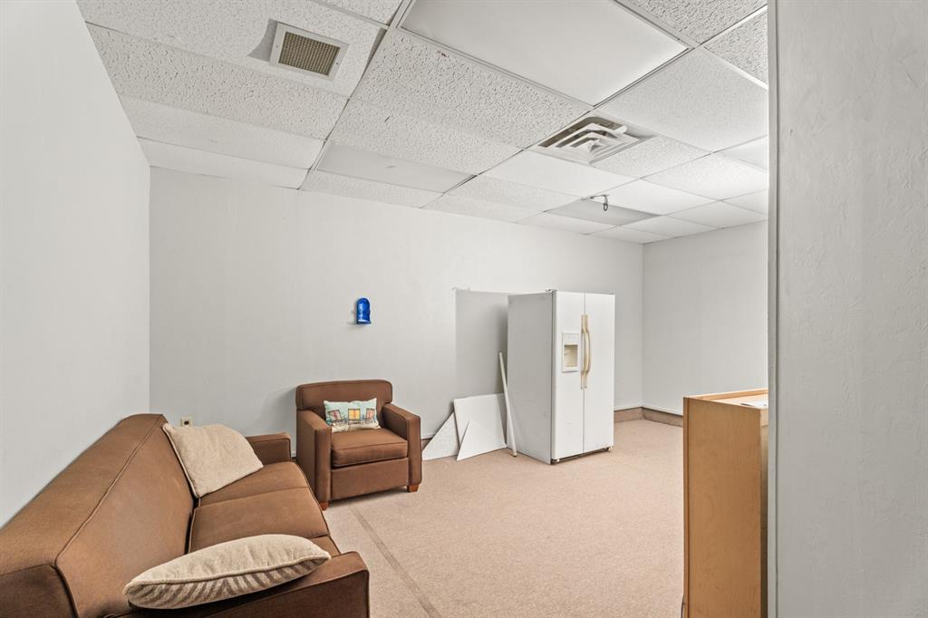 1212 S Air Depot Boulevard 17 & 19 Property Photo 32