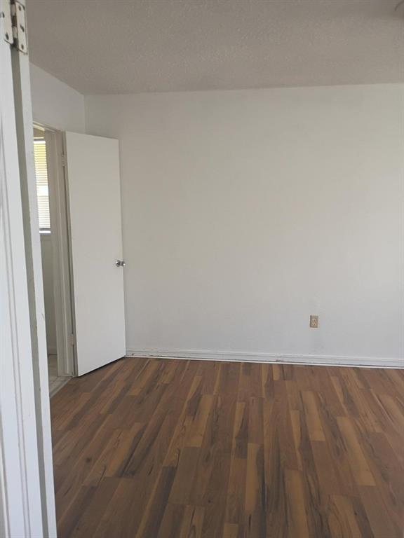 8713 S Hillcrest Drive Property Photo 15