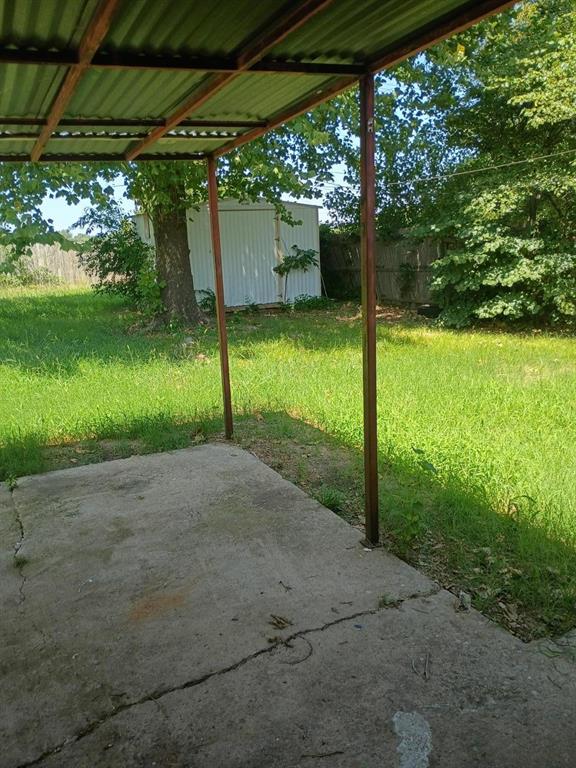 8713 S Hillcrest Drive Property Photo 21