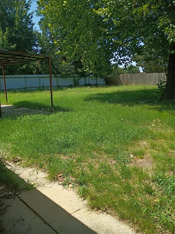 8713 S Hillcrest Drive Property Photo 22