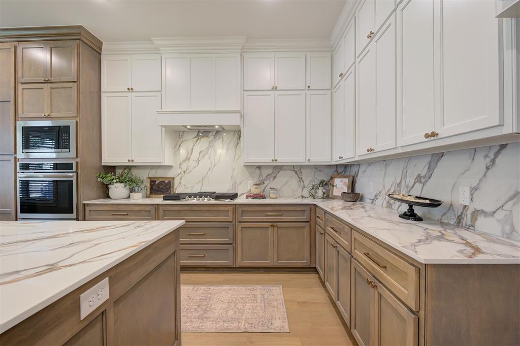3349 Bourgogne Street Property Photo 10