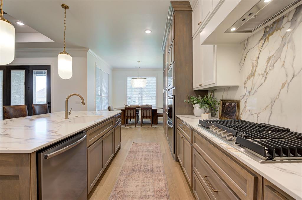 3349 Bourgogne Street Property Photo 15