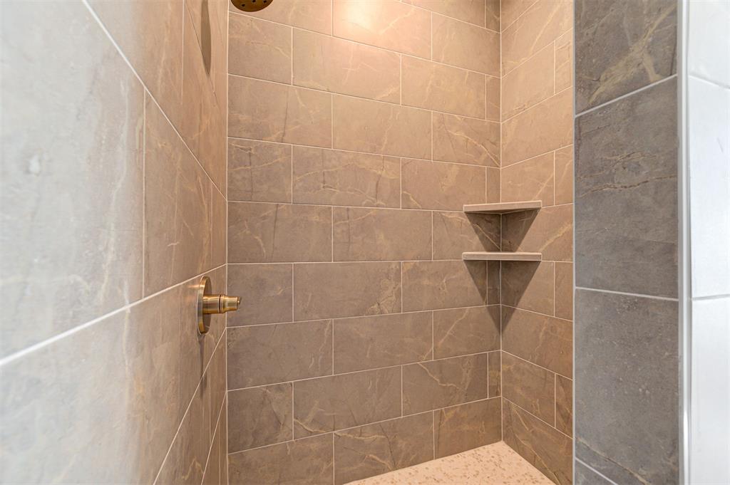 3349 Bourgogne Street Property Photo 27