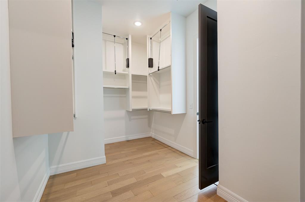 3349 Bourgogne Street Property Photo 28