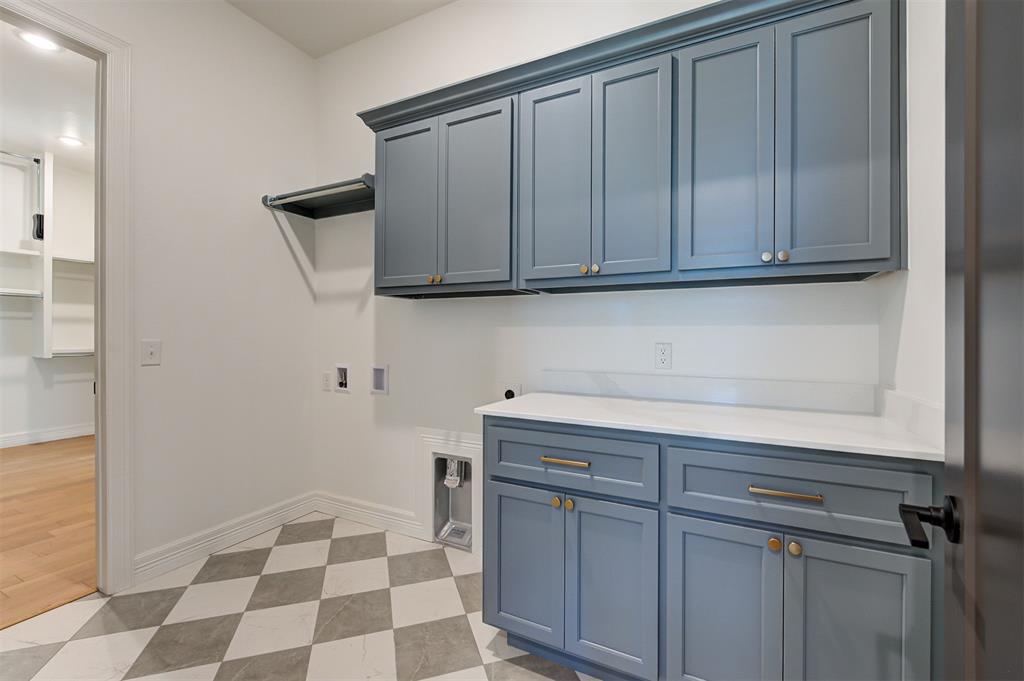 3349 Bourgogne Street Property Photo 30