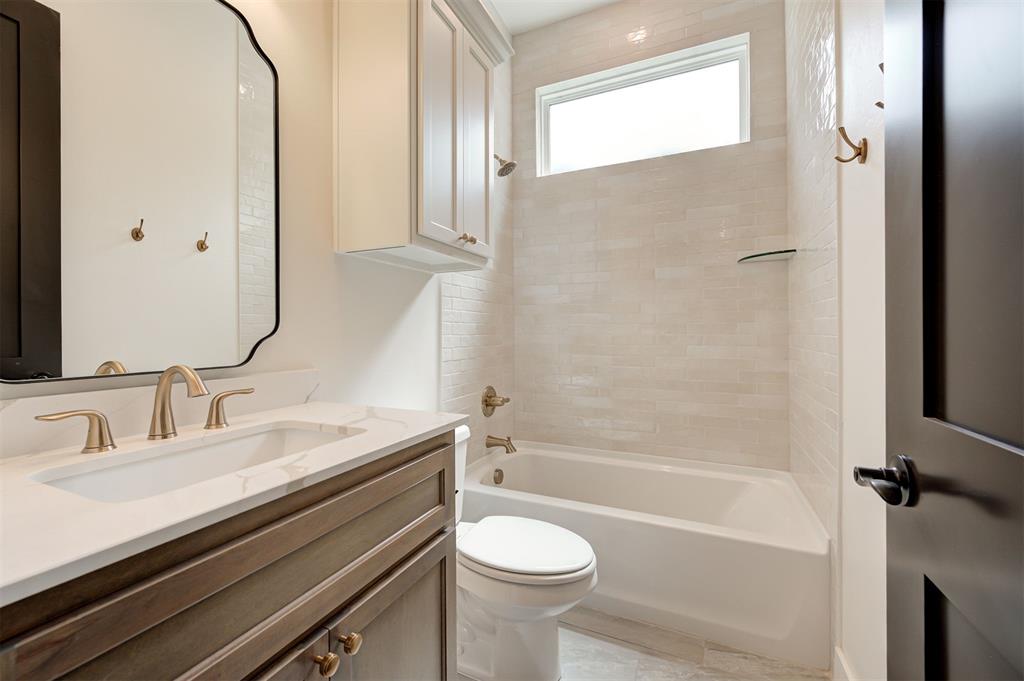 3425 Sardina Way Property Photo 44