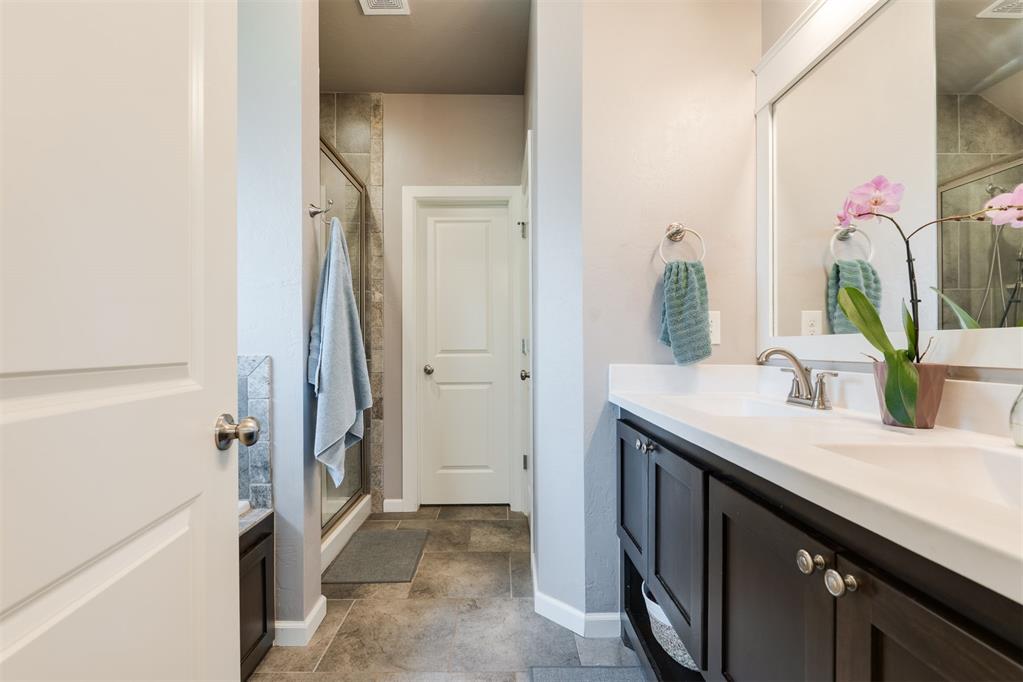 3909 Brougham Way Property Photo 25