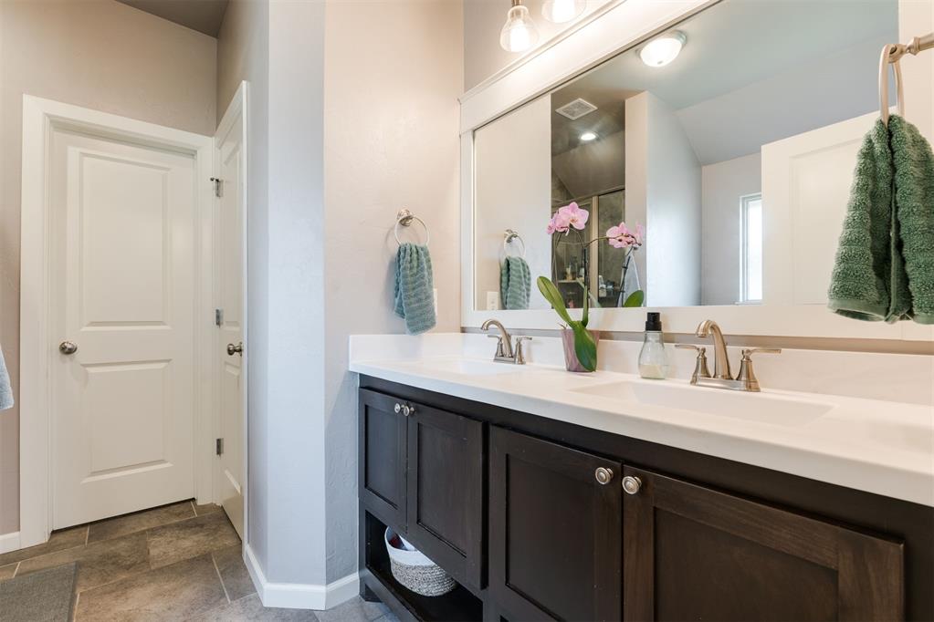 3909 Brougham Way Property Photo 26