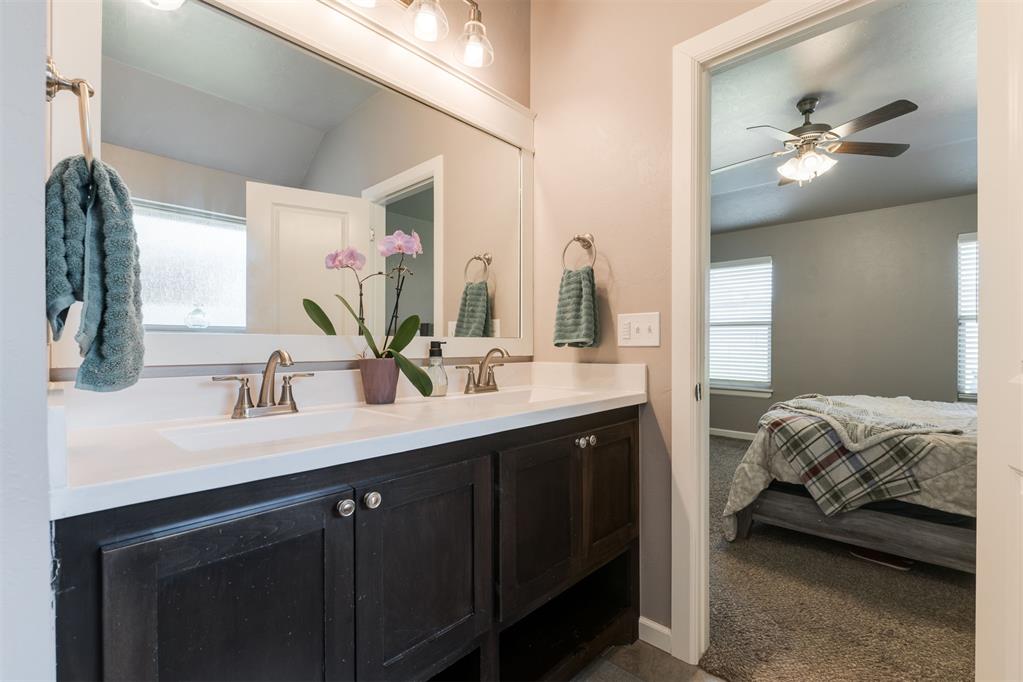 3909 Brougham Way Property Photo 30
