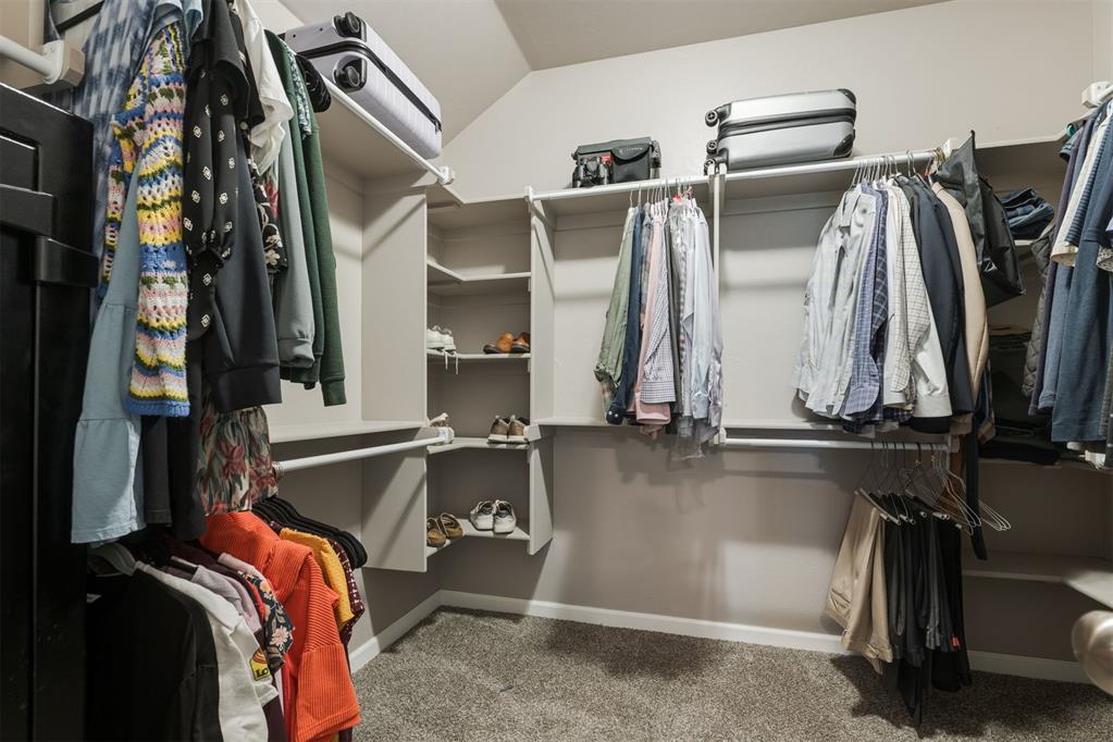3909 Brougham Way Property Photo 31
