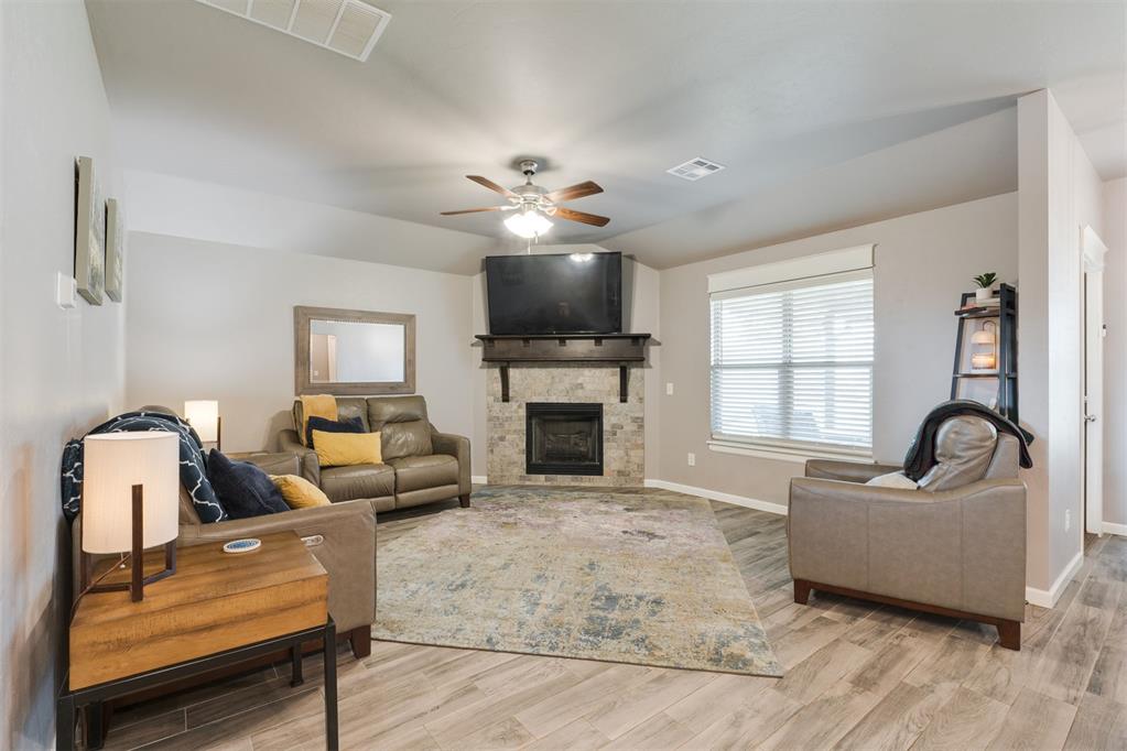 3909 Brougham Way Property Photo 40