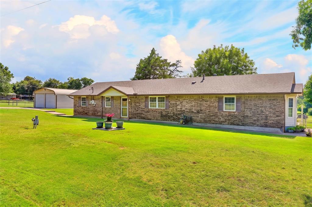 1901 Ives Way Property Photo 1