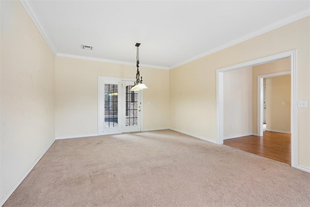 3132 Millbrook Square Property Photo 19