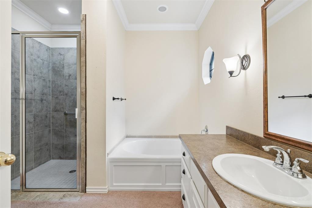 3132 Millbrook Square Property Photo 26
