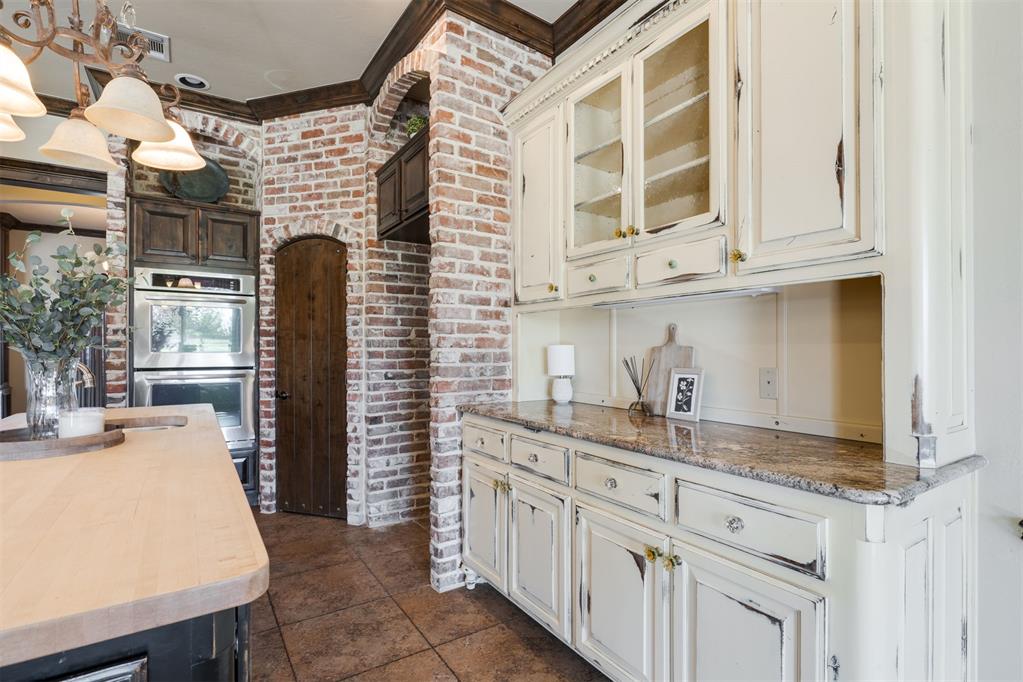 3800 Churchill Road Property Photo 14