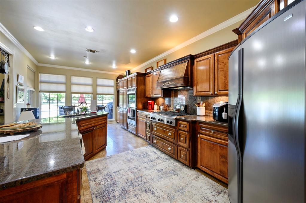 803 Oak Brook Drive Property Photo 14