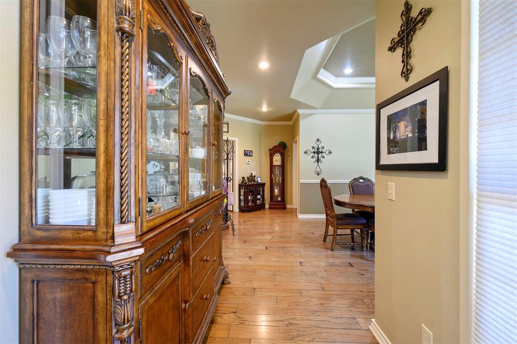 803 Oak Brook Drive Property Photo 16