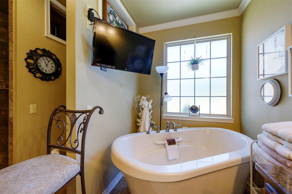 803 Oak Brook Drive Property Photo 32