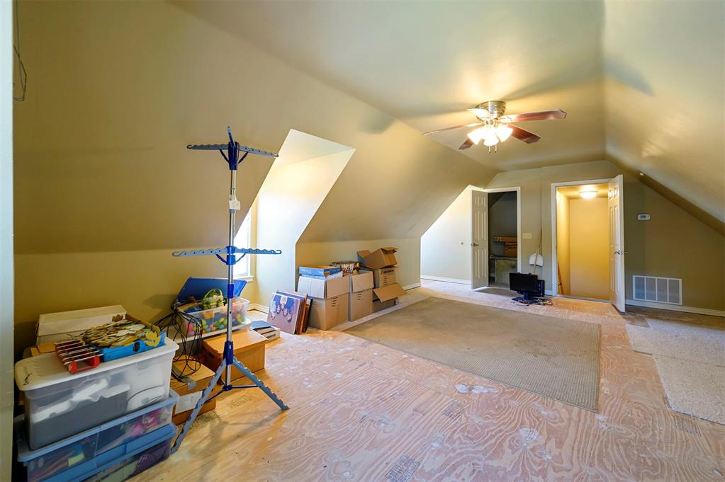 803 Oak Brook Drive Property Photo 37