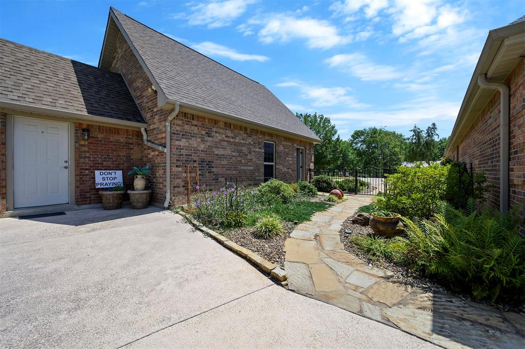 803 Oak Brook Drive Property Photo 43