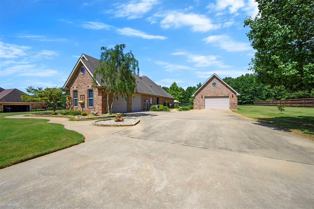 803 Oak Brook Drive Property Photo 49