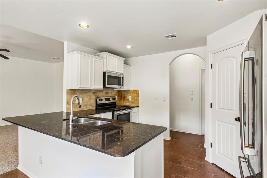 12702 Fox Pass Road Property Photo 2