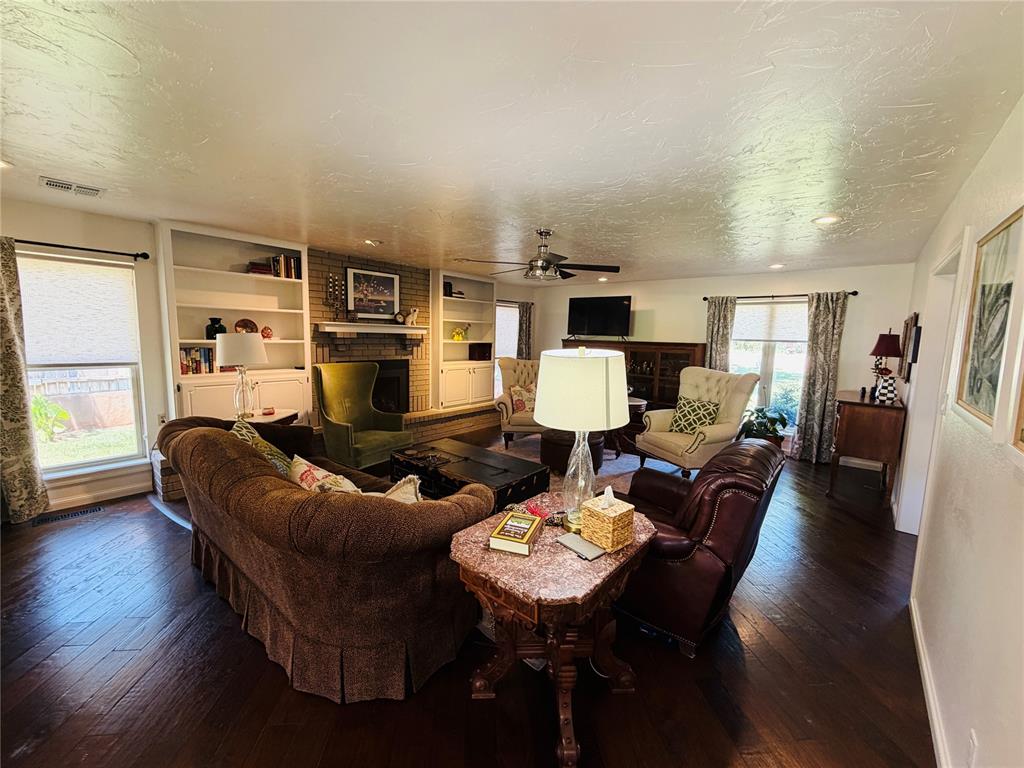 1510 W E Avenue Property Photo 7