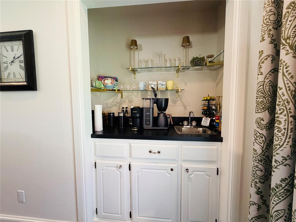 1510 W E Avenue Property Photo 12