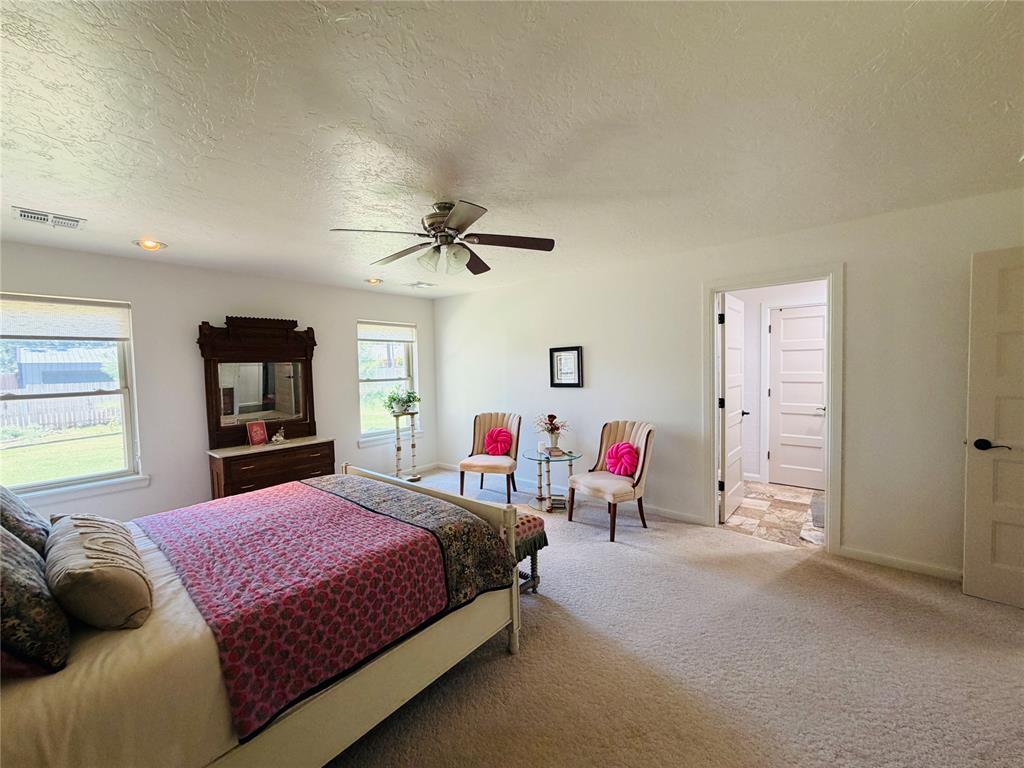 1510 W E Avenue Property Photo 22