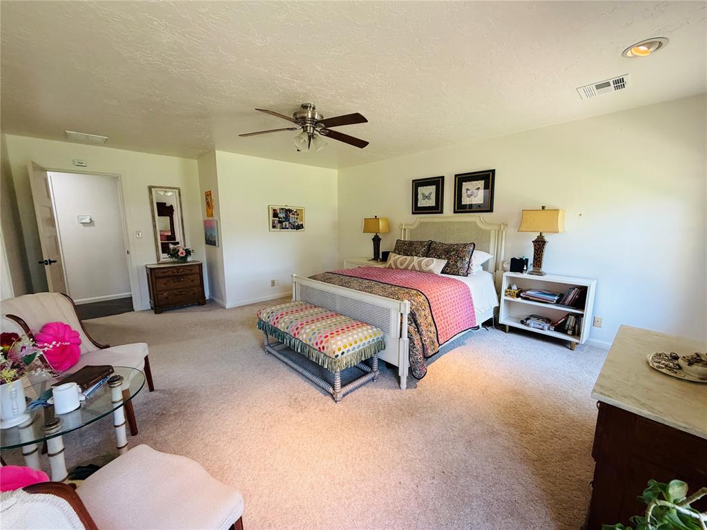 1510 W E Avenue Property Photo 23
