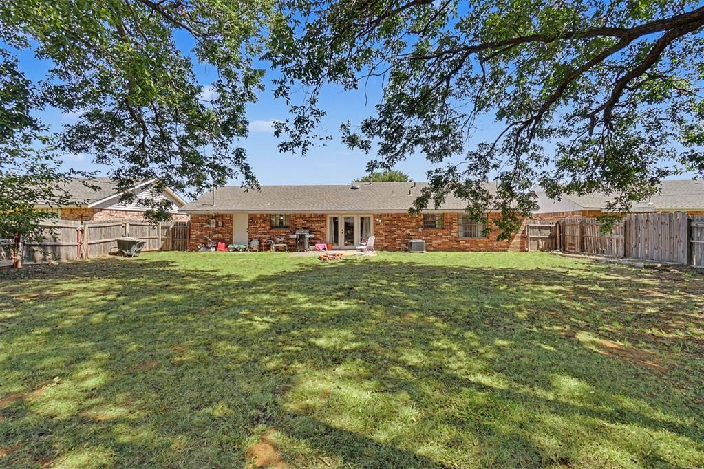 404 Kimberly Drive Property Photo 6