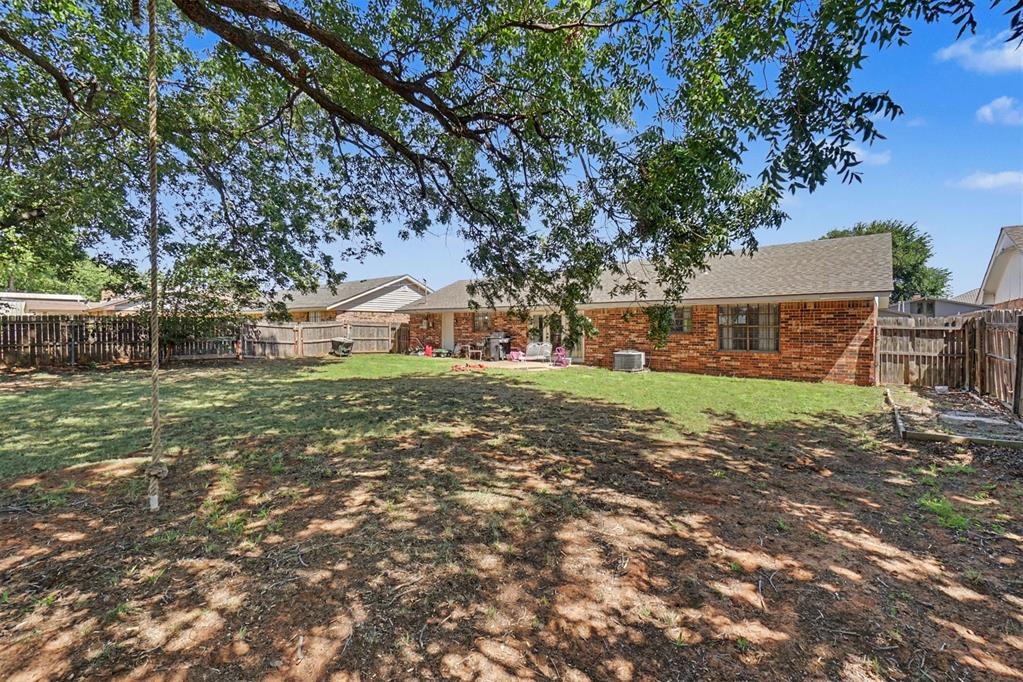 404 Kimberly Drive Property Photo 7