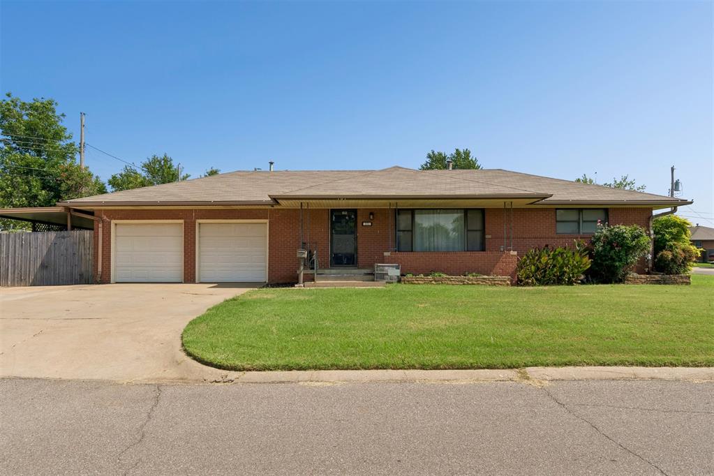 101 E Kerr Drive Property Photo 1