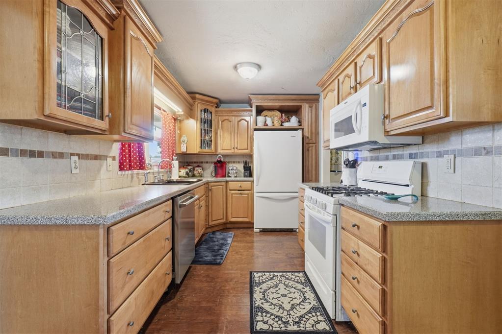 308 Suwannee Road Property Photo 10