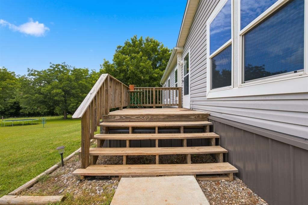30071 Neal Road Property Photo 3