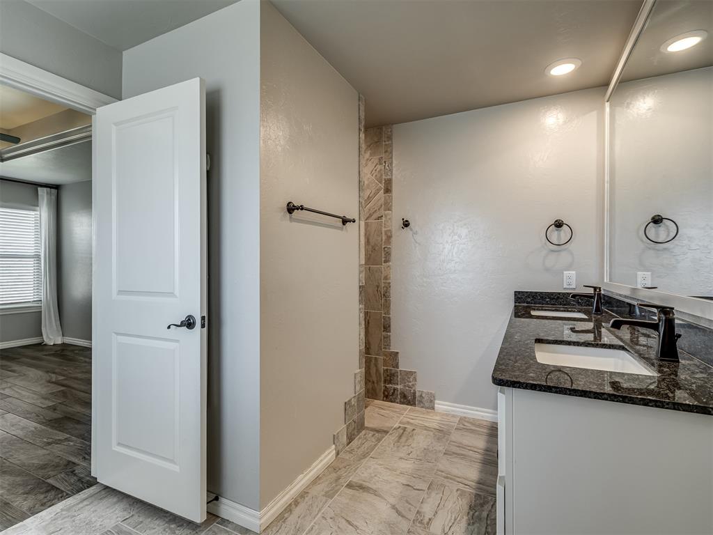 3313 Nw 187th Street Property Photo 22