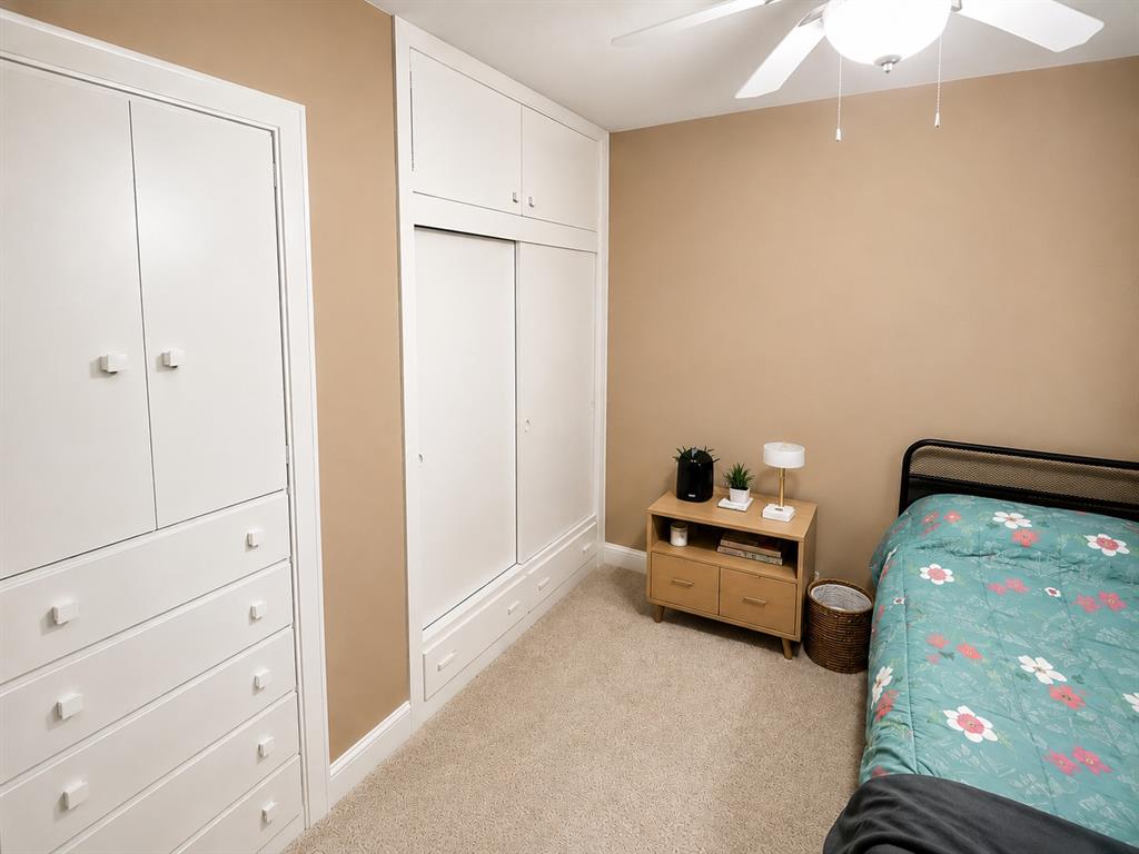 108 S 6th Street Property Photo 2