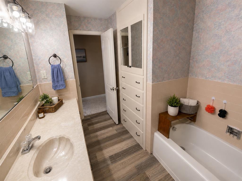 108 S 6th Street Property Photo 7