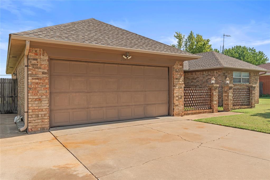 201 Rice Drive Property Photo 4